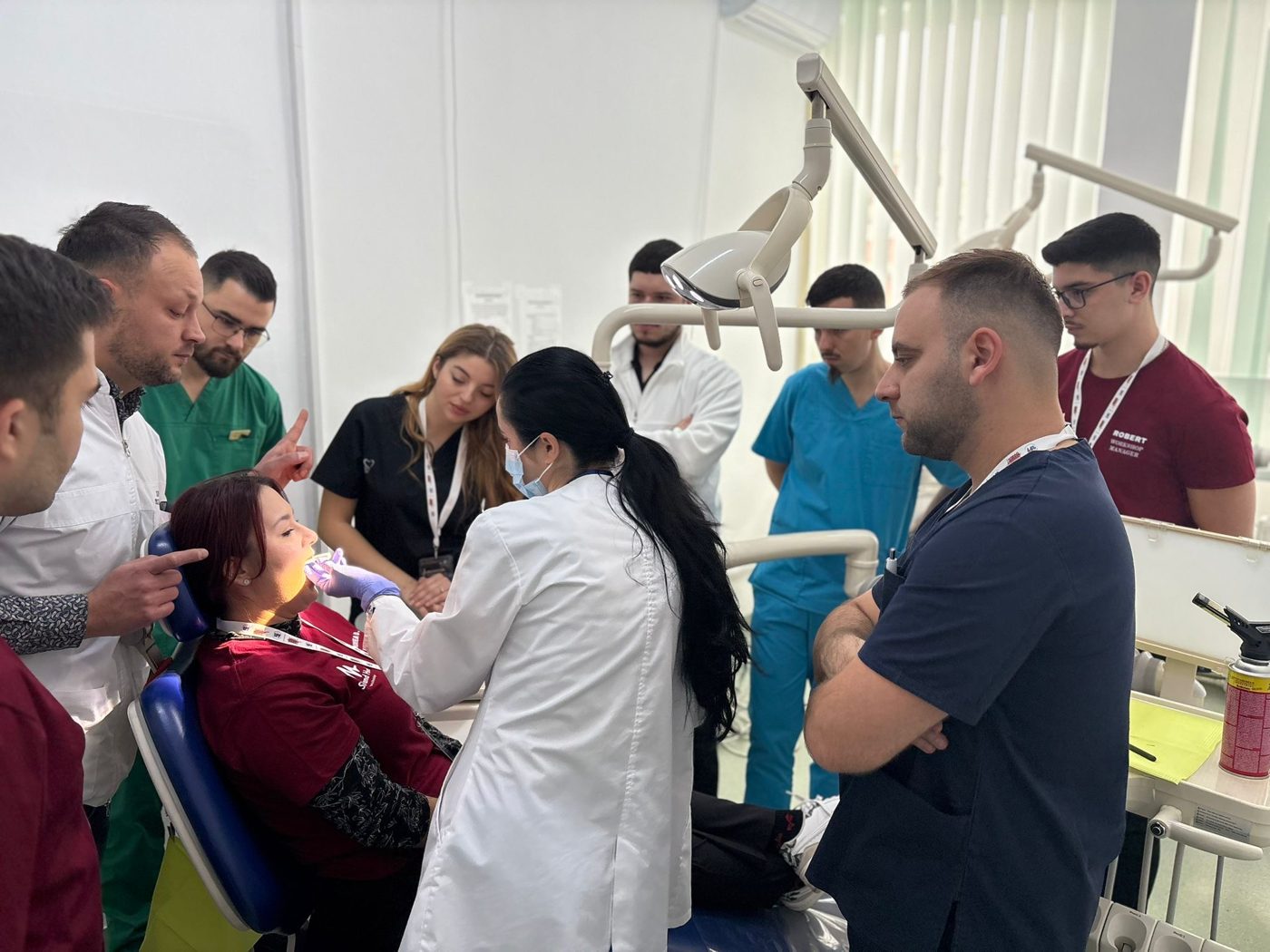 Workshop practic de medicină dentară